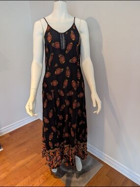 Band Of Gypsies Paisley Maxi Dress